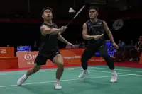 Sze Fei-Izzuddin, Pearly-Thinaah keep hopes alive by reaching Denmark Open quarters