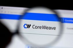 CoreWeave stock, bond set for weekly plunge as rate-hike fears hit AI bet