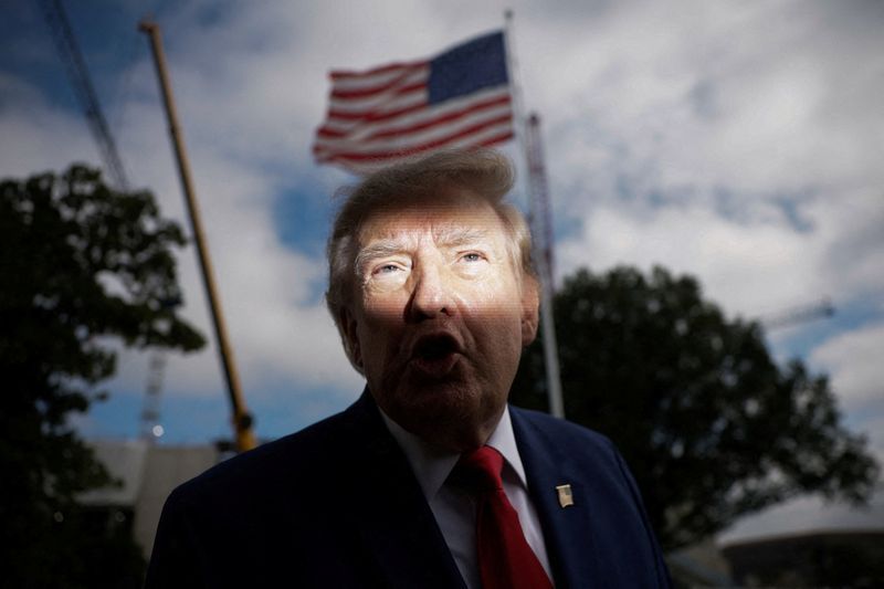 Trump faults aides as Republican midterm prospects dim