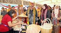 ‘Promote each district’s attractions’