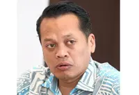 Bersama suspends Nik Nazmi over suspected khalwat case