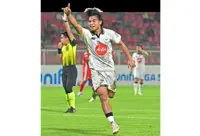 Azfar fires a hattrick to stake claim for starting spot in Star City’s attack