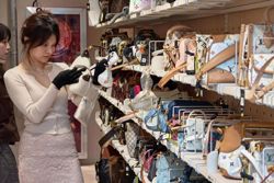 Western brands under pressure as 'pre-owned' luxury booms in China