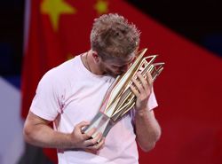 Tennis-After years of frustration, Davidovich Fokina wins third title of 2026