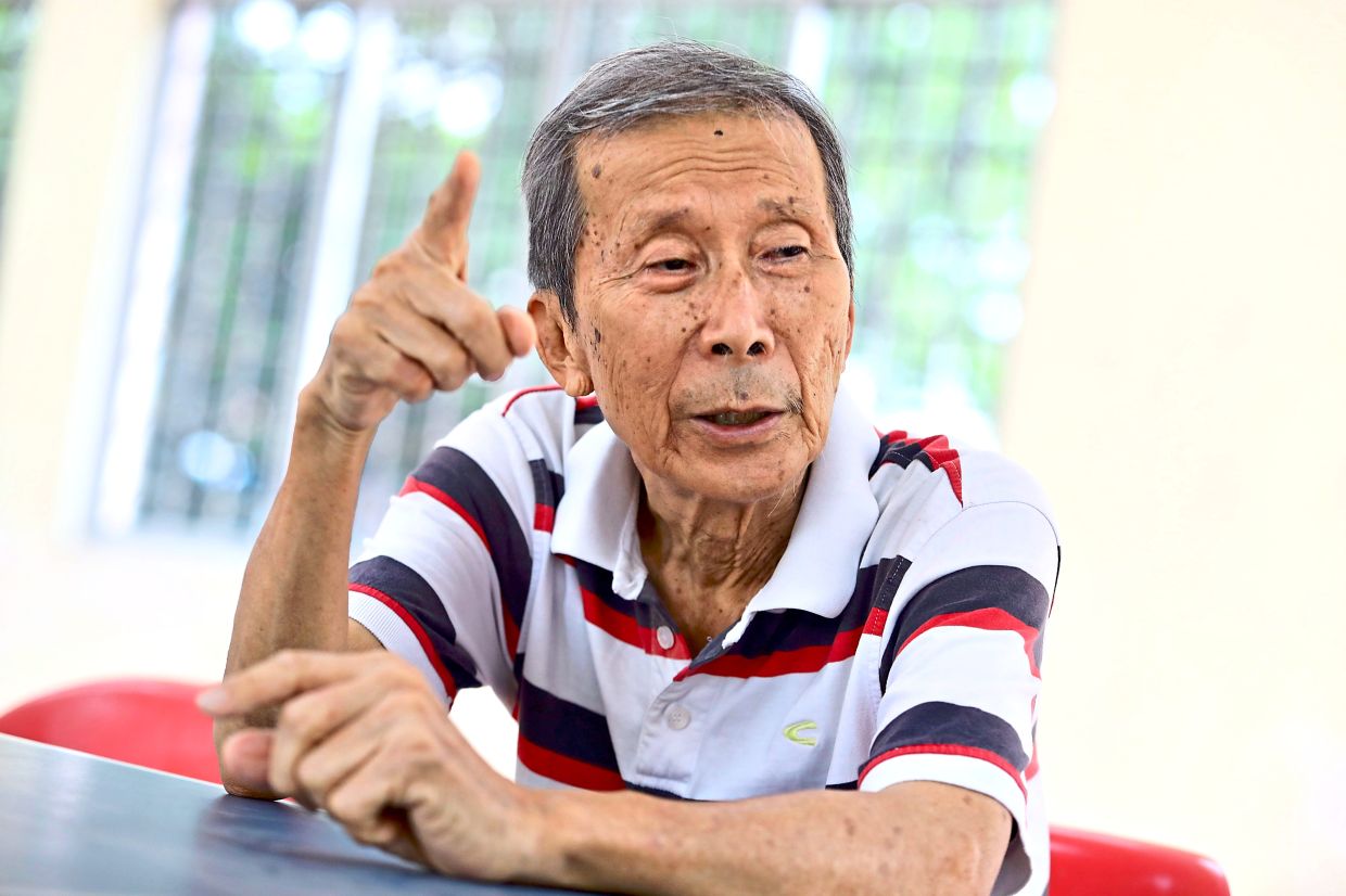 Ong says stench from the illegal dumpsite already there when he moved into his house in 2000.
