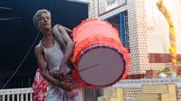Dhaki shortage threatens traditional Durga Puja music in Bangladesh