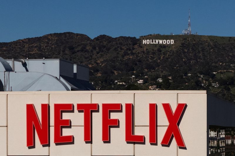 Netflix发布疲弱的第四季度业绩预期，股价下跌