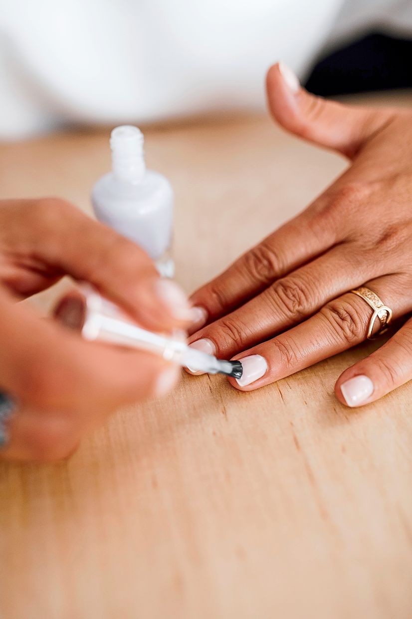 Classic manicures and pedicures, as well as the focus on neatly shaped nails, well-groomed cuticles, smooth nail surfaces and natural-looking colours, are all part of nailmaxxing. Photo: Pexel