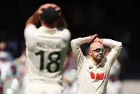 Cricket-Lyon omission in the spotlight as Australia seamers endure tough day