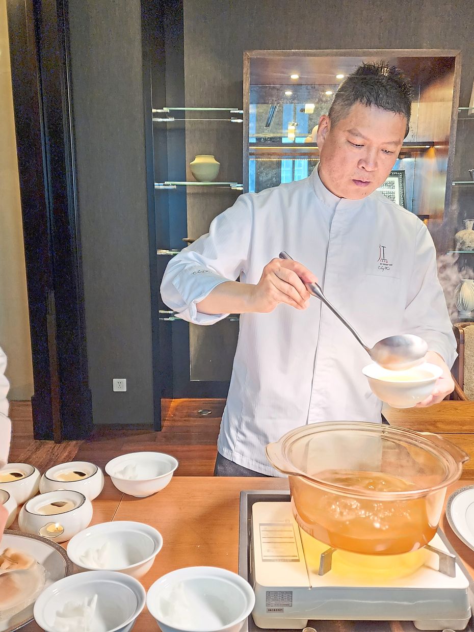 Fei still plays a very hands-on role in all his restaurants and often cooks many dishes himself.