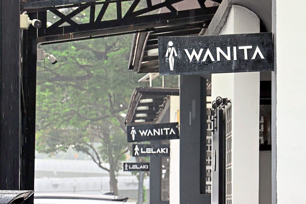 Proper signage has been installed at a public toilet located at Dataran Bandaraya Johor Baru in the city centre.
