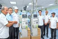 Klang centre gets two haemodialysis machines