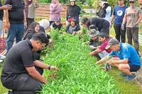 Building nature-positive communities through biodiversity education