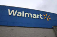 Walmart welcomes AI agents as Anthropic launches its own