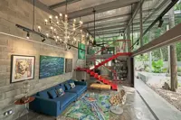 Award-winning Malaysian bungalow on forest edge blends architecture, art and nature
