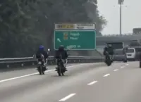 Four youths nabbed for 'superman stunts' on North-South Expressway