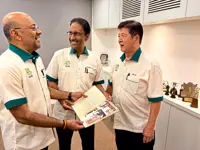 Old boys chip in and reconnect at La Salle Klang reunion fundraiser