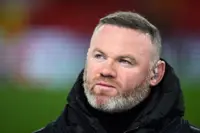 Soccer-Rooney labels Man United players 'selfish' after Fernandes criticism