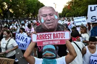 Philippines puts bounty on Duterte's fugitive drug-war enforcer