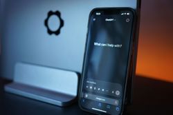 Your parents may be asking AI health questions. Here’s what you should know