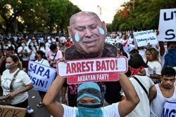 Philippines puts bounty on Duterte's fugitive drug-war enforcer