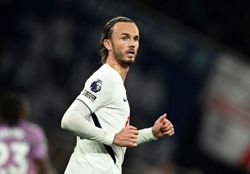 Soccer-Tottenham's Maddison a doubt for Chelsea clash, says De Zerbi