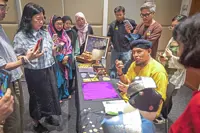 Telepuk art makes golden comeback