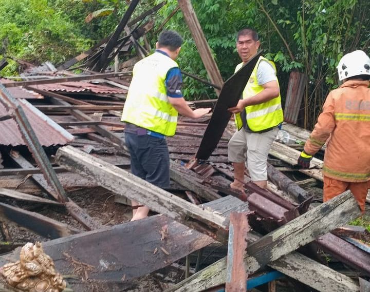 Elderly man injured after home collapses