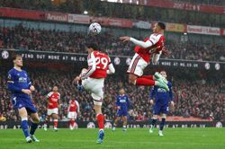 Soccer-Gabriel shines at both ends as Arsenal ease past Everton to go level with Man City