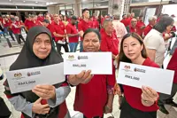 700 taxi, hire-car drivers in Penang get RM1,000 govt aid
