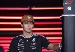 Motor racing-Russell searching for F1 answers after off day in Austin