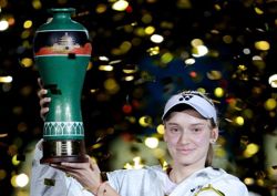 Tennis-Rybakina finds Ningbo spark again ahead of WTA Finals title defence