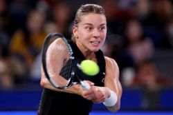 Tennis-Chwalinska withdraws from Tokyo Open due to thigh injury