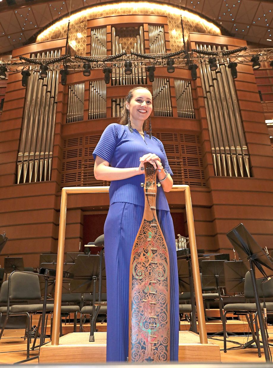In a productive year, Alena also won a Silver Medal for her original Kelabit-language song, 'Sekunuh Kamih (Our Stories)', at the Global Music Awards in August. Photo: The Star/Azlina Abdullah