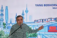 Govt studying ways to ensure continuity of aviation industry, says Loke