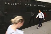 Australian inflation runs hot in Q3, adds to rate hike risk