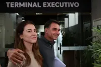 Flavio Bolsonaro and family board flight bound for Ecuador, Argentina says