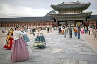 South Korea sets new record for foreign tourist arrivals