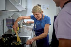 Cooking workshops with Barcelona ‘grandmas’ dish out cooking wisdom