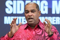 HR Ministry continues to prioritise job opportunities for locals, says Ramanan