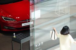 Seoul court dismisses lawsuit by Tesla owners seeking refunds for 'Full Self-Driving' tech