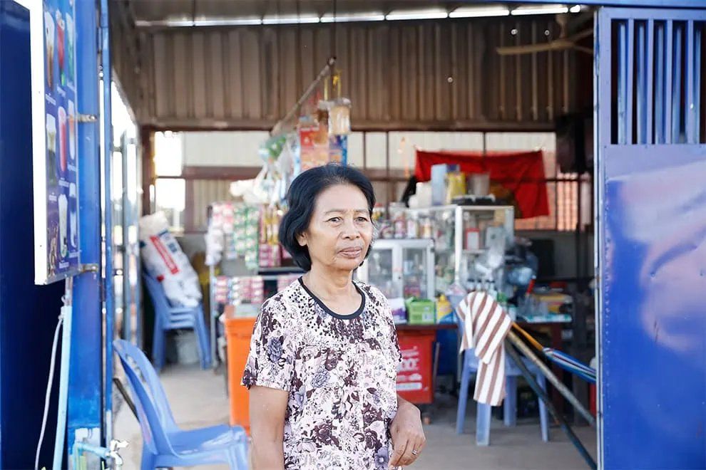 Ek Sophon, who relocated to a newly developed residential area in Boeung Yea village, Veal commune, Kandieng district, Pursat province. - Photo: The Phnom Penh Post/ANN