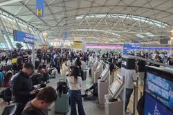 13 airlines hit by check-in disruption at Incheon Airport