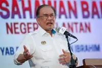 Govt will not go bankrupt helping the poor, says Anwar