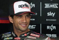 Motorcycling-MotoGP title 'already lost' after Sepang withdrawal, says Martin