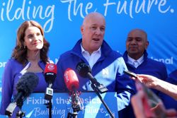 New Zealand PM vows foreign aid cuts, free trade deals if re-elected